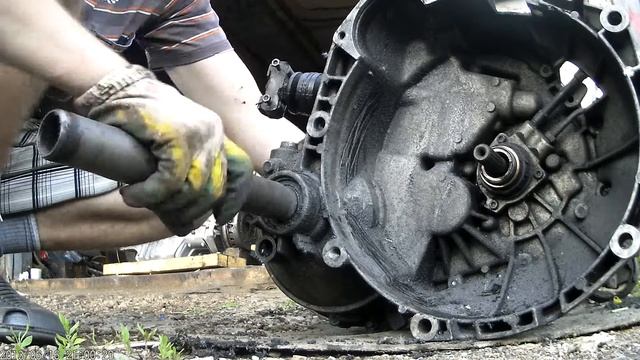 шумит кпп сааб смотреть онлайн