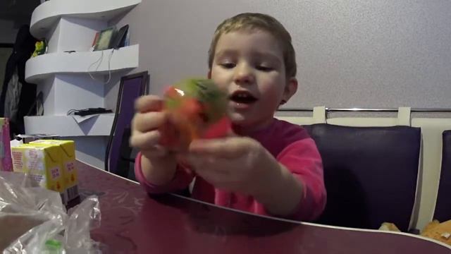 Купили Красные Бананы, какие они на вкус?, Иванна накрасилась!!? смотреть онлайн