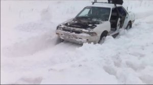 Toyota Carina 4wd в снегу .Тыква может ))