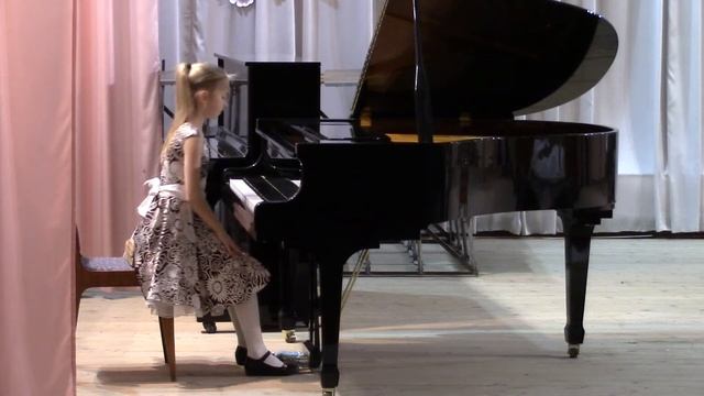 И.С. Бах "Маленькая прелюдия" до минор, №2; П.И. Чайковский "Нянина сказка". смотреть онлайн