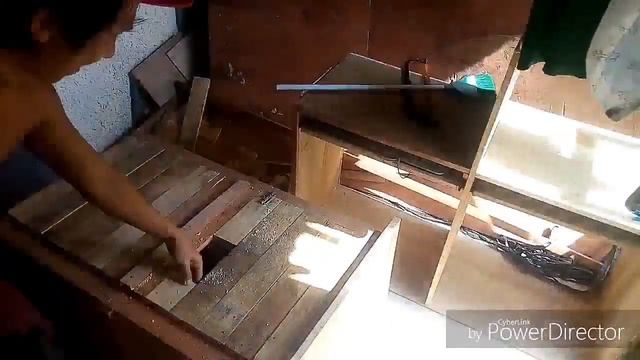 Pallet Cat house/condo смотреть онлайн