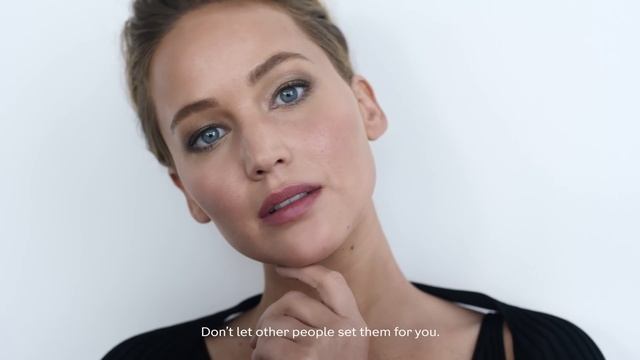 Jennifer Lawrence x Longines DolceVita смотреть онлайн