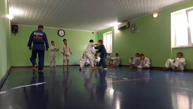 Пятница день схватка "Кодокан" город Саки !!! смотреть онлайн