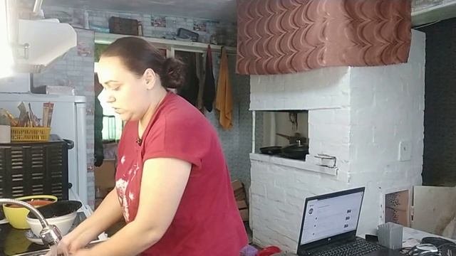 ПРИЕХАЛИ БЕЗ ПРЕДУПРЕЖДЕНИЯ/ОТОРВАЛА УХО/ВИЗЖАЛА НА ВСЮ УЛИЦУ/