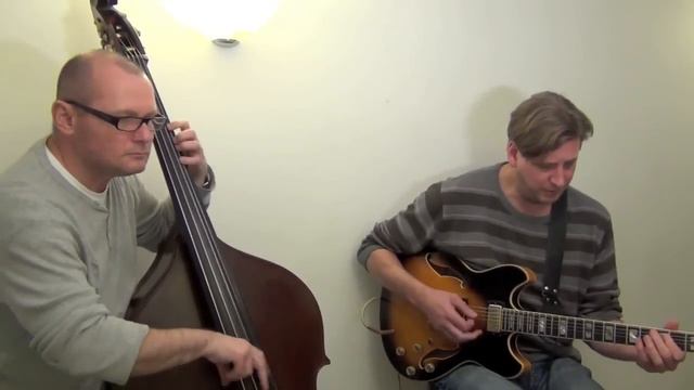 Original tune:Licks '06 played in a Guitar-Upright Bass setting смотреть онлайн