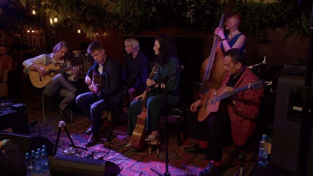 Chanela - Paco de Lucia (Иван Юнаш, Леонид Юнаш, Олег Юнаш) смотреть онлайн