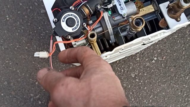 Газовая колонка Нобель с гидрогенератором не зажигается. смотреть онлайн