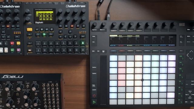 The PERFECT hybrid setup for live performances? | Ableton, Push 2, Digitone, Digitakt, Mother-32 смотреть онлайн