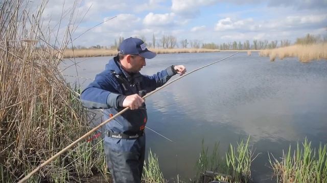 Тестировали ПОПЛАВКИ, а приплыл КАБАНЧИК КАРАСЬ! смотреть онлайн