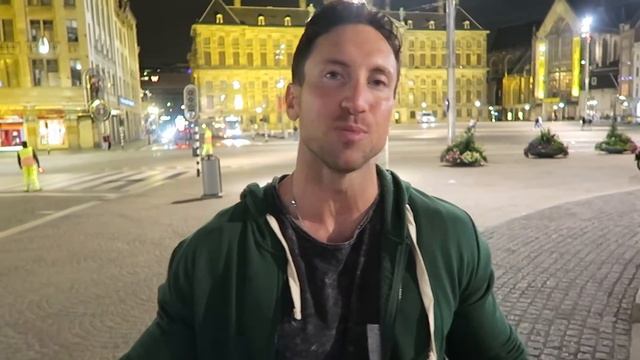 How To Get Ryan Reynolds Body | His EXACT Workout + Diet Plan! смотреть онлайн