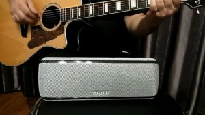 Портативная Блютуз колонка для гитары.