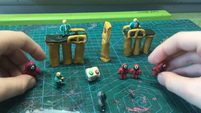 Игра в кальмара перетягивание каната из пластилина смотреть онлайн