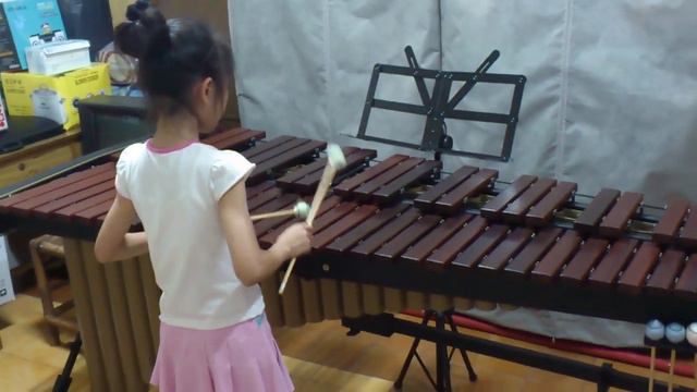 1010501-木琴練習曲 смотреть онлайн