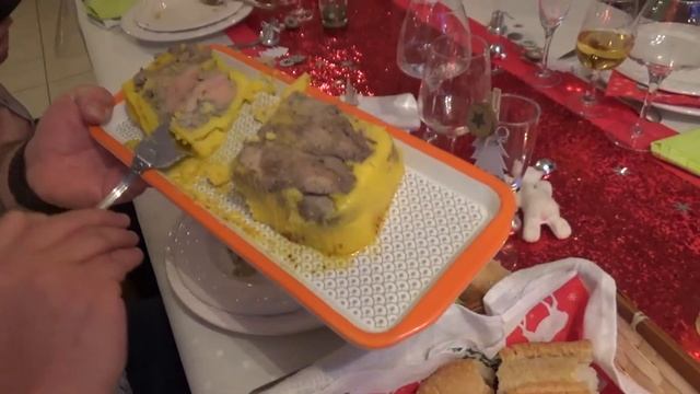 Франция.Жизнь во Франции.Как празднуют НОВЫЙ ГОД во Франции. смотреть онлайн