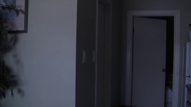 Beach Clones, Giants And Explosions смотреть онлайн