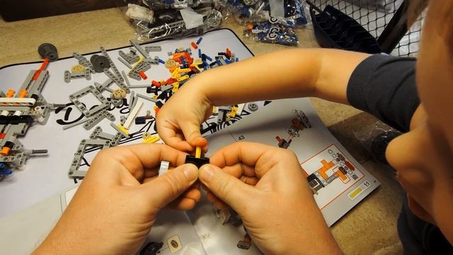 LEGO Technic Concrete Mixer Truck (42112) LIVE Build Part 1 смотреть онлайн