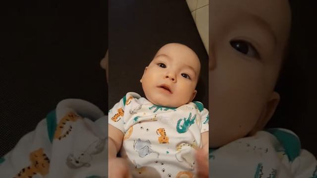 Первые слова младенца смотреть онлайн