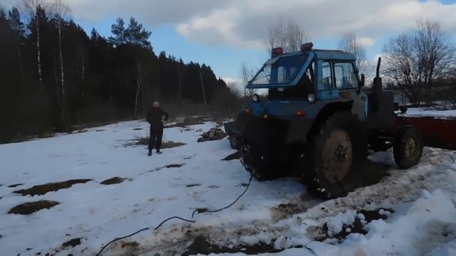 ЗАСТРЯЛИ ВСЕ ТРАКТОРА! Как мы рвали МТЗ 80! смотреть онлайн