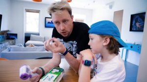 Кто СИЛЬНЕЕ НАГРЕЕТ бумагу? УГАДЫВАЕМ правильную ТЕМПЕРАТУРУ ПРЕДМЕТА ЧЕЛЛЕНДЖ ! Картонка