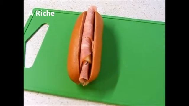 Сардельки с ветчиной и сыром / Saucisses farcies .wmv смотреть онлайн