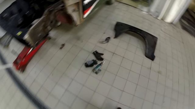 Обновили выхлоп гольфа, собираем кузов