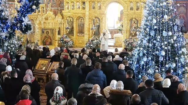 ?Прямая трансляция. Божественная Литургия. Крещение Господа Бога нашего Иисуса Христа 19.01.2022 смотреть онлайн