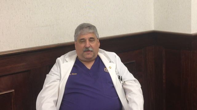 Dr. Gary Klasser Talks About Increase in Muscular Pain смотреть онлайн