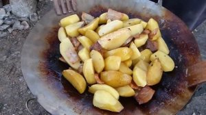 Как правильно пожарить картошку на сале/В садже/На огне/На природе