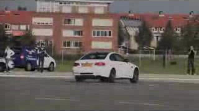  BMW M3 vs Bugatti Veyron смотреть онлайн