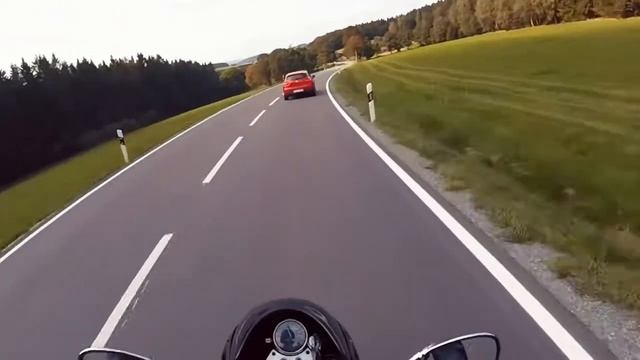 Riding Suzuki VZ 800 Marauder смотреть онлайн