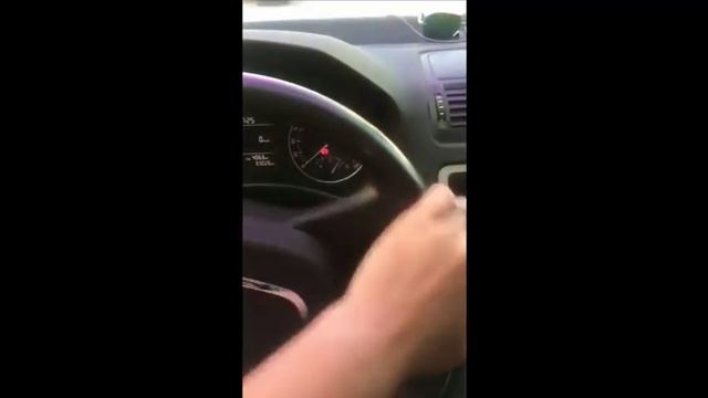 ? Шкода А5 у кого так было при повороте руля ? смотреть онлайн
