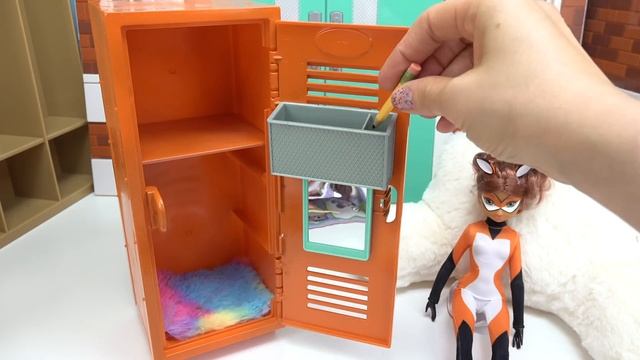 Miraculous Ladybug DIY Custom Superhero Back to School Lockers COMPILATION 2! смотреть онлайн
