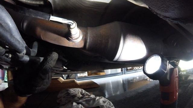 How to change your O2 Sensor - Scion xB смотреть онлайн