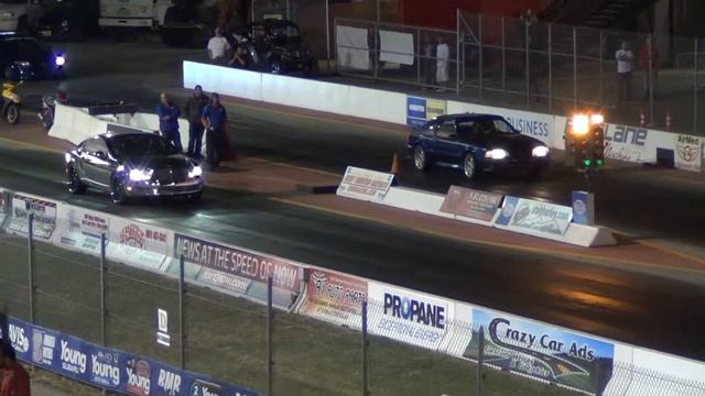 034 Bentley vs Mustang смотреть онлайн