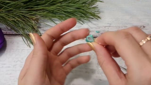 Новогодний шар канзаши.  Ёлочные украшения своими руками.