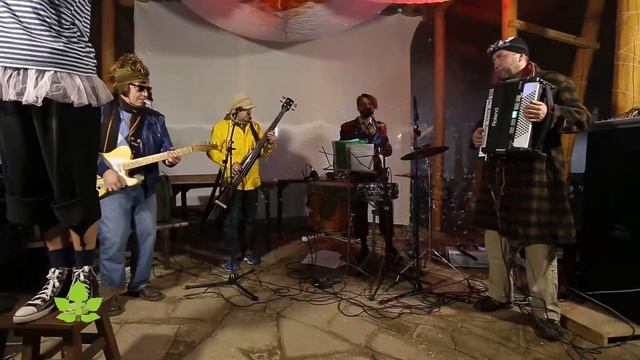 Пятніца Дробь Суббота - Житие Монти Пайтон смотреть онлайн