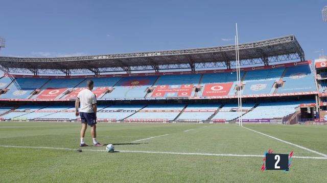 Morné Steyn v Danny Cipriani | World's Most Accurate Rugby Kick | Ultimate Rugby Challenge смотреть онлайн