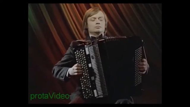 "Кордова" (И. Албениц) - очаровательно исполняет на баяне мировой известный Фридрих Липс смотреть онлайн