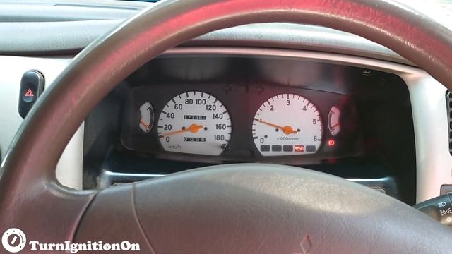 2005 Mitsubishi L200 2.5 TD - Startup смотреть онлайн