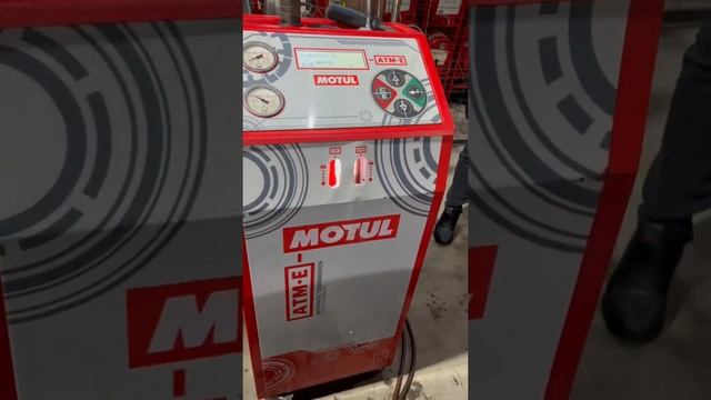 Автомеханический уголок