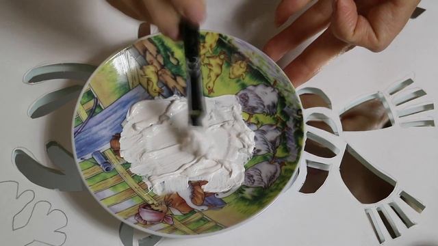 Как украсить окна | Рисунок на стекле | Гуашь и зубная паста смотреть онлайн