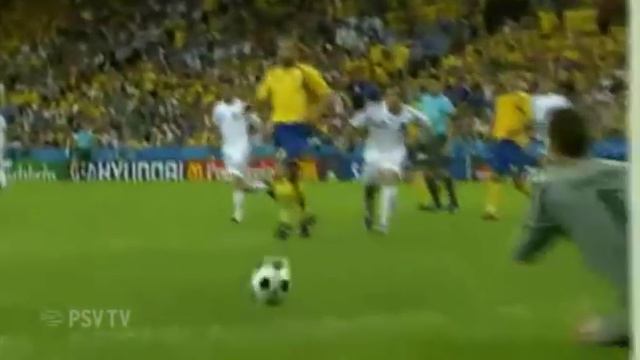 Andreas Isaksson is al jaren een zekerheid voor Zweden смотреть онлайн