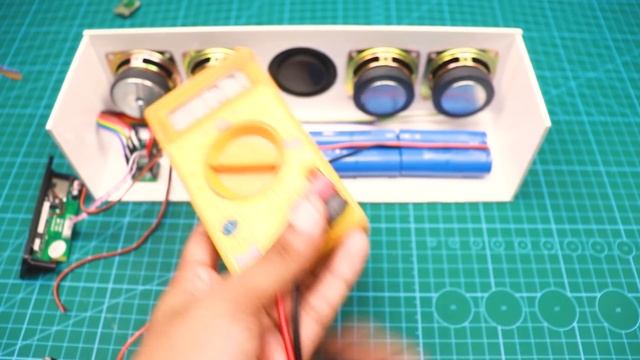 How to Make a DIY Soundbar Mini Boombox at Home смотреть онлайн