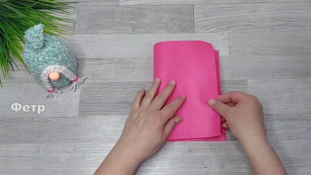 ?ВЕСЕННИЙ ГНОМ из НОСКА без шитья. Как сделать гнома. Поделки своими руками смотреть онлайн