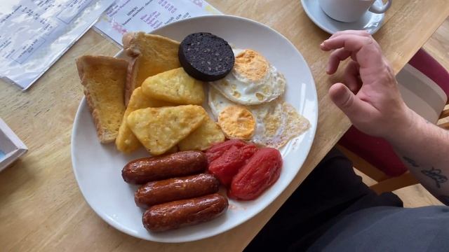 Best Breakfast In Weston super mare | Things to do in Weston super Mare смотреть онлайн