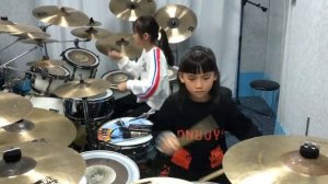 Китайские барабанщицы