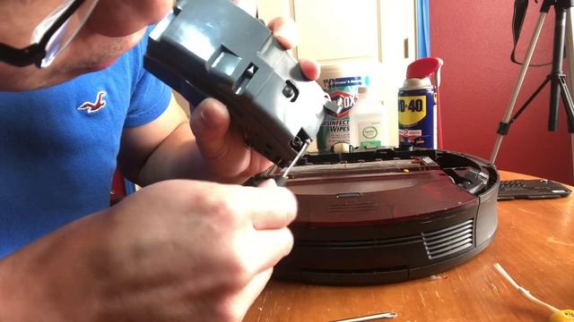 Easy fix iRobot roomba wheel jammed error w/ screwdrivers 10 minutes part 2 смотреть онлайн