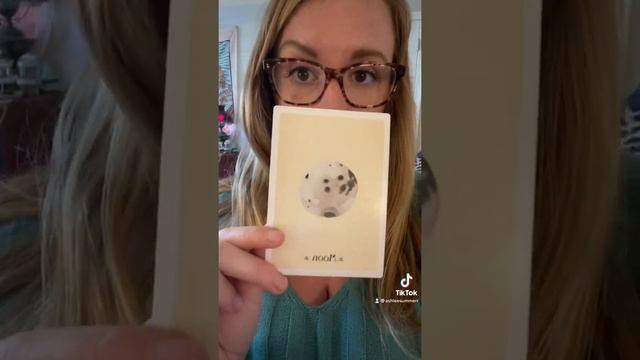 Literary Witches Oracle Deck Review! смотреть онлайн