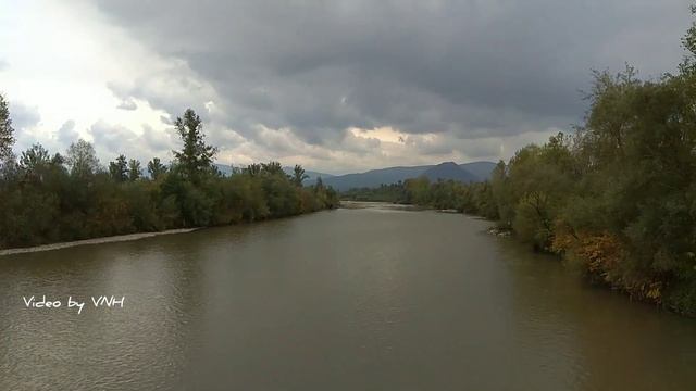 Река Тиса. Мост. Село Вышково. 05/10/2019. смотреть онлайн