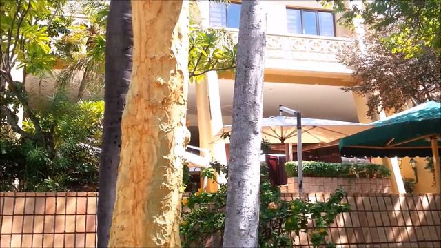 Sun City Hotel and Resort смотреть онлайн